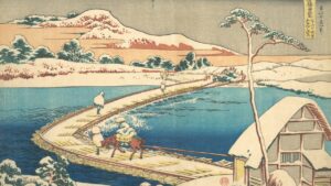 Farbholzschnitt von Katsushika Hokusai mit verschneiter Landschaft und einer Schiffsbrücke (Symbolbild, nicht aus der Ausstellung)
